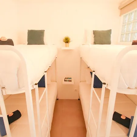 Villa Calypso - Moradia Espaçosa Com Jacuzzi - Perto Da - Wi-fi Gratuito